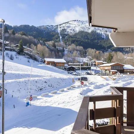 Le Prarion 24a In/ski Out At *